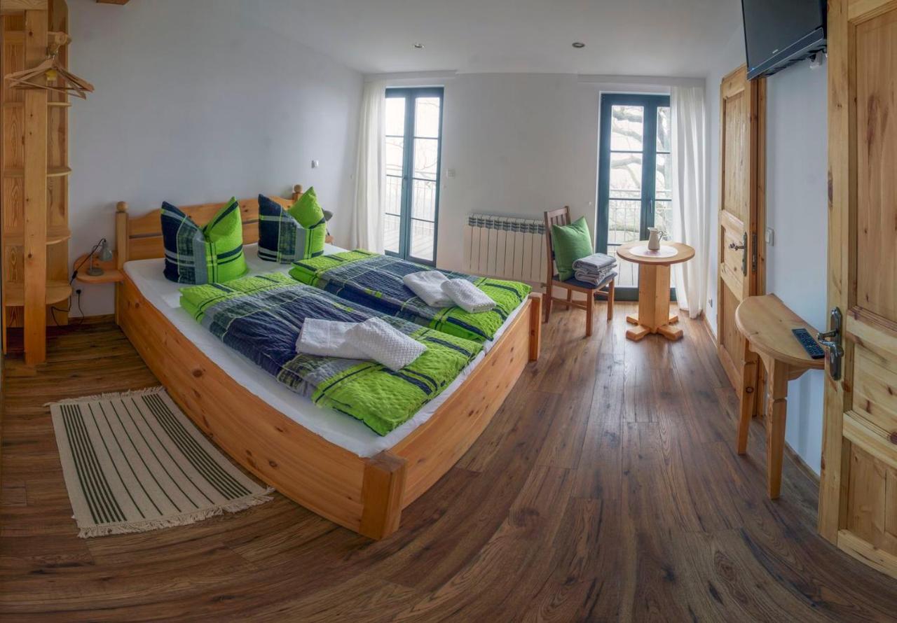 Berghaeusel Hotel โลเบา ภายนอก รูปภาพ