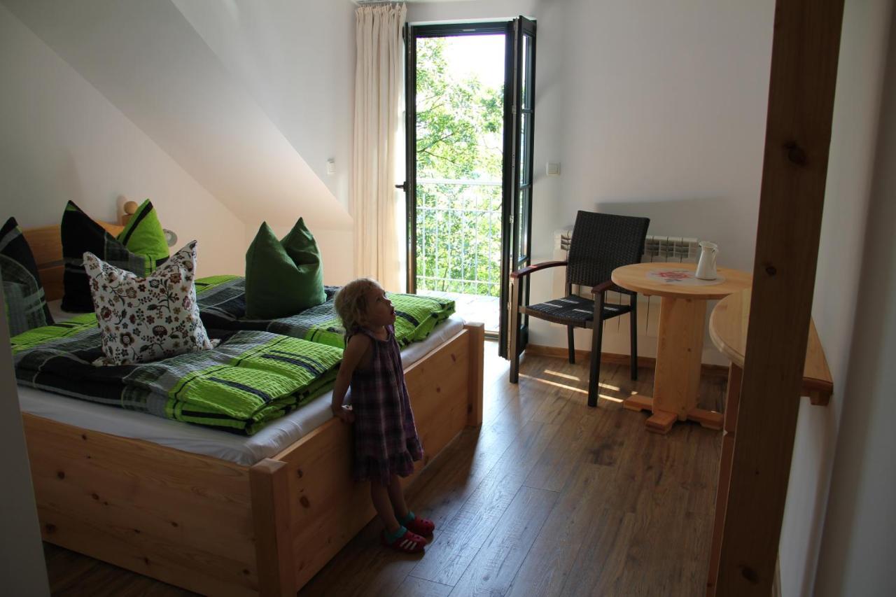 Berghaeusel Hotel โลเบา ภายนอก รูปภาพ