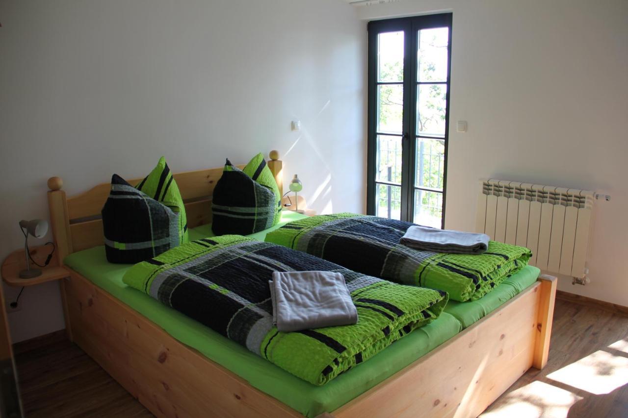 Berghaeusel Hotel โลเบา ภายนอก รูปภาพ